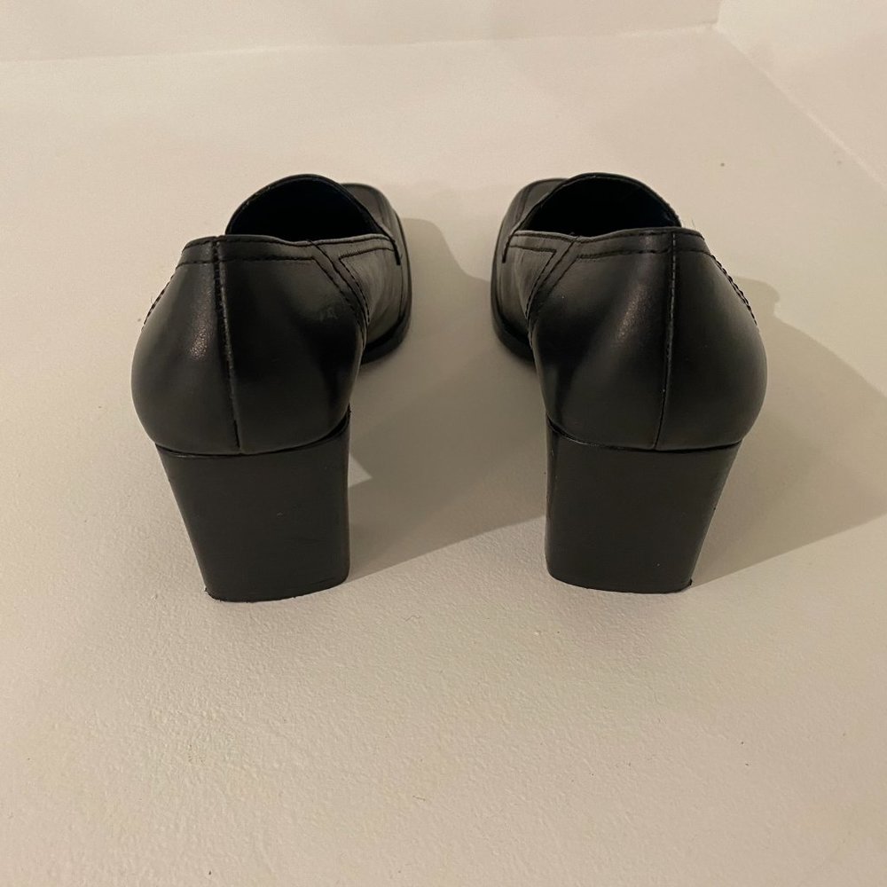 Liz Claiborne Black Milano Calf 3" Heel Shoe Size 8.5 - Picture 3 of 8